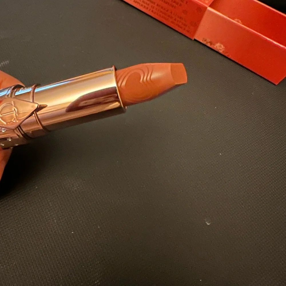 LOVE BLOOM MADE IN ITALY LIPSTICK